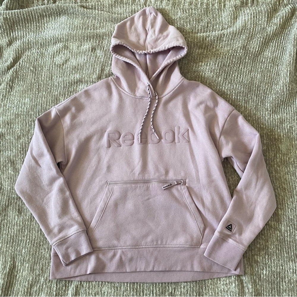 Reebok Lavender Pullover Hoodie with Zipper Pocket, Size Medium, Like New
